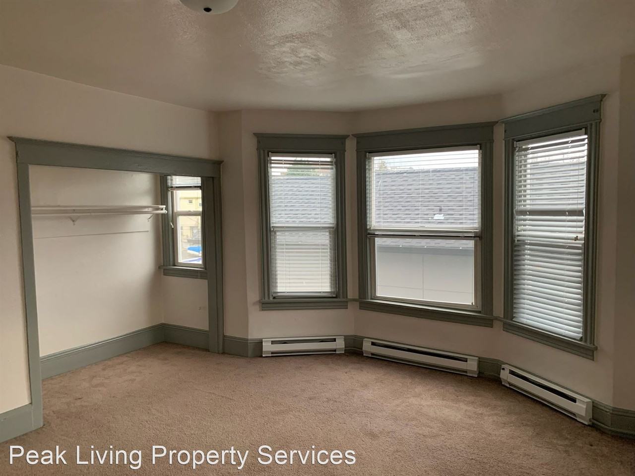 Terrace Arms 104 21st Ave - 303 - 2 Weeks FREE | Top Floor, Spacious 1 Bd - Photo 2 of 15