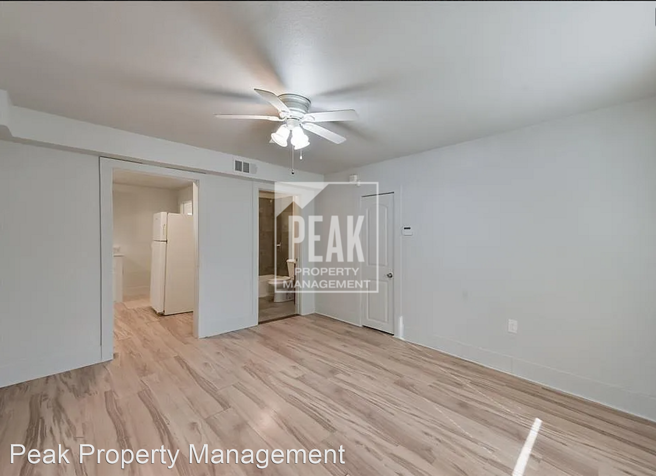 1904 Grainger St - Photo 3 of 13