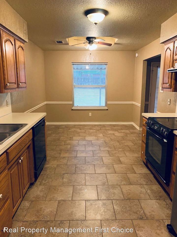 2108 Breckenridge Ter - Photo 2 of 16