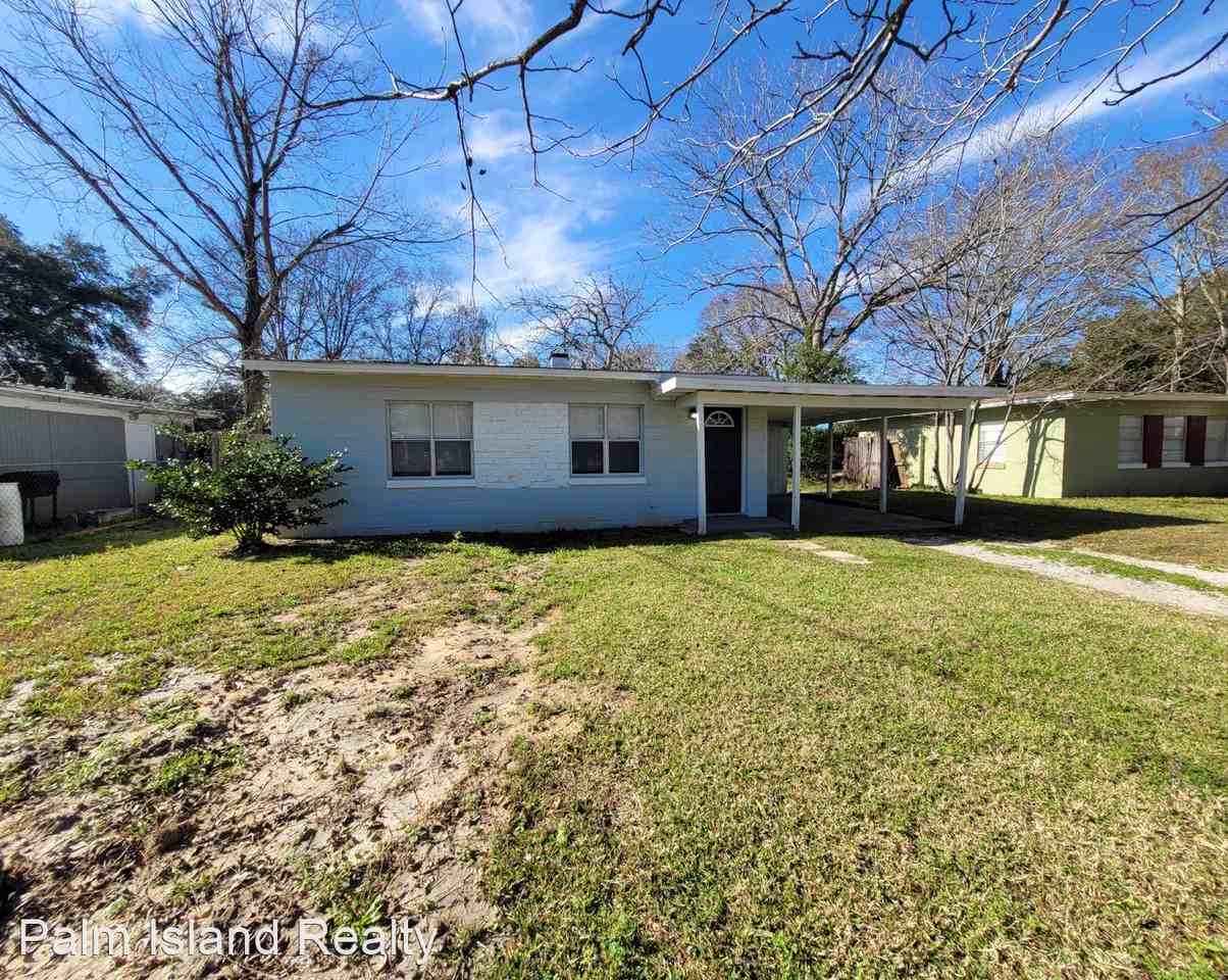 1417 N 48th Ave - Photo 2 of 10