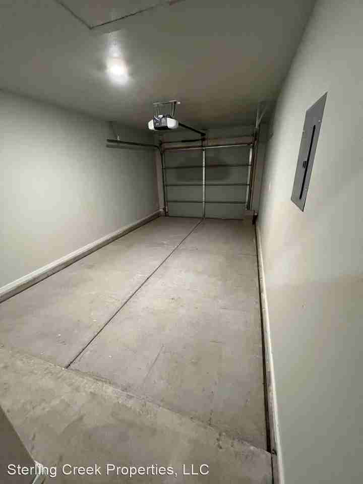 2118 North Avenue L - Photo 2 of 15