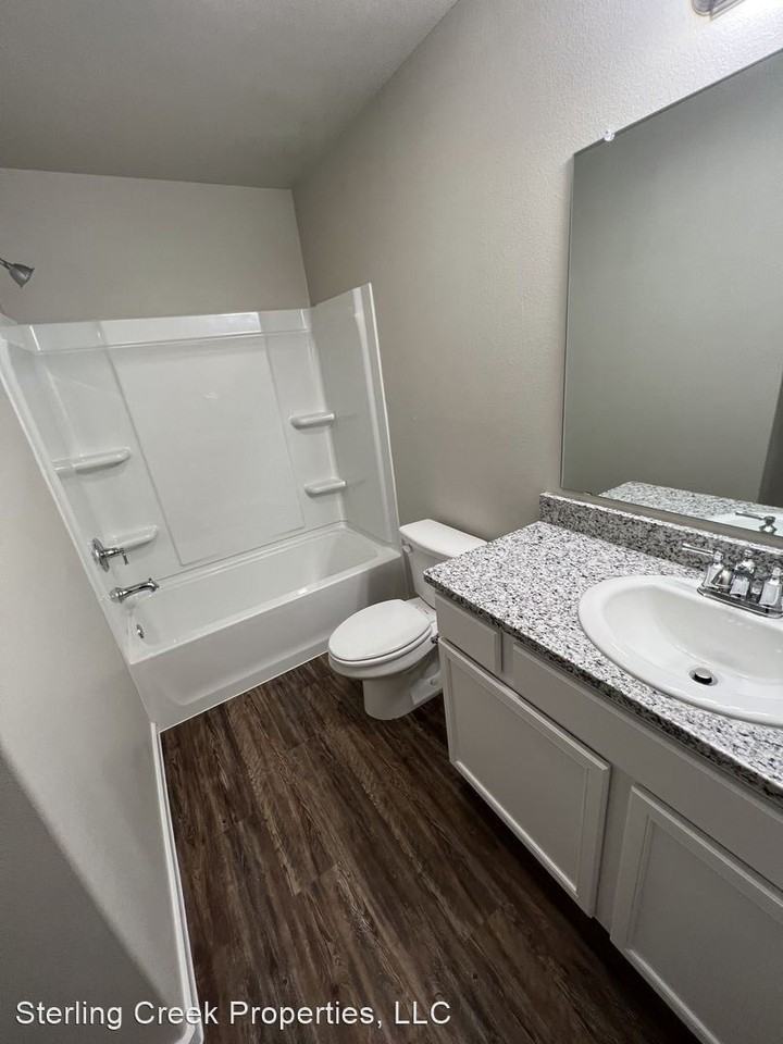 2118 North Avenue L - Photo 3 of 15