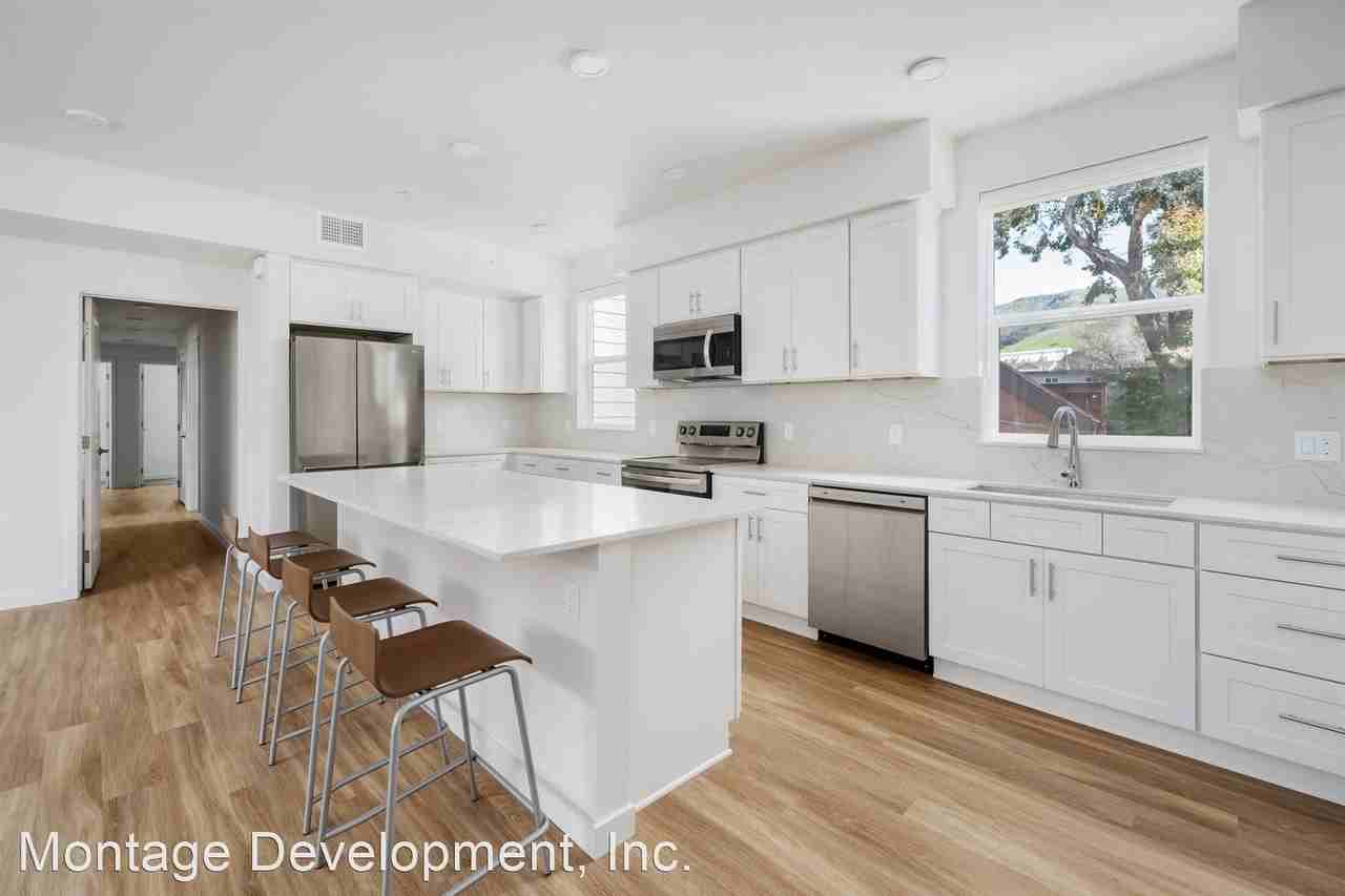 MVP (Monte Vista Place) - Photo 2 of 12