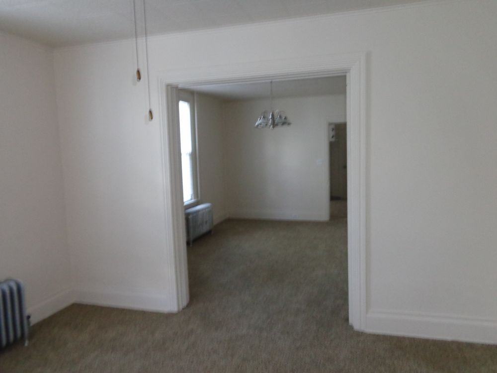 461 2nd St - Photo 2 of 10