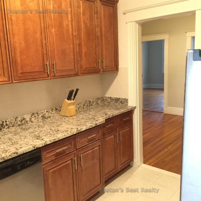 78 Kilsyth Rd #4 - Photo 6 of 15