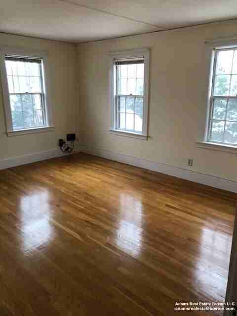 Elm St #3 - Photo 2 of 6