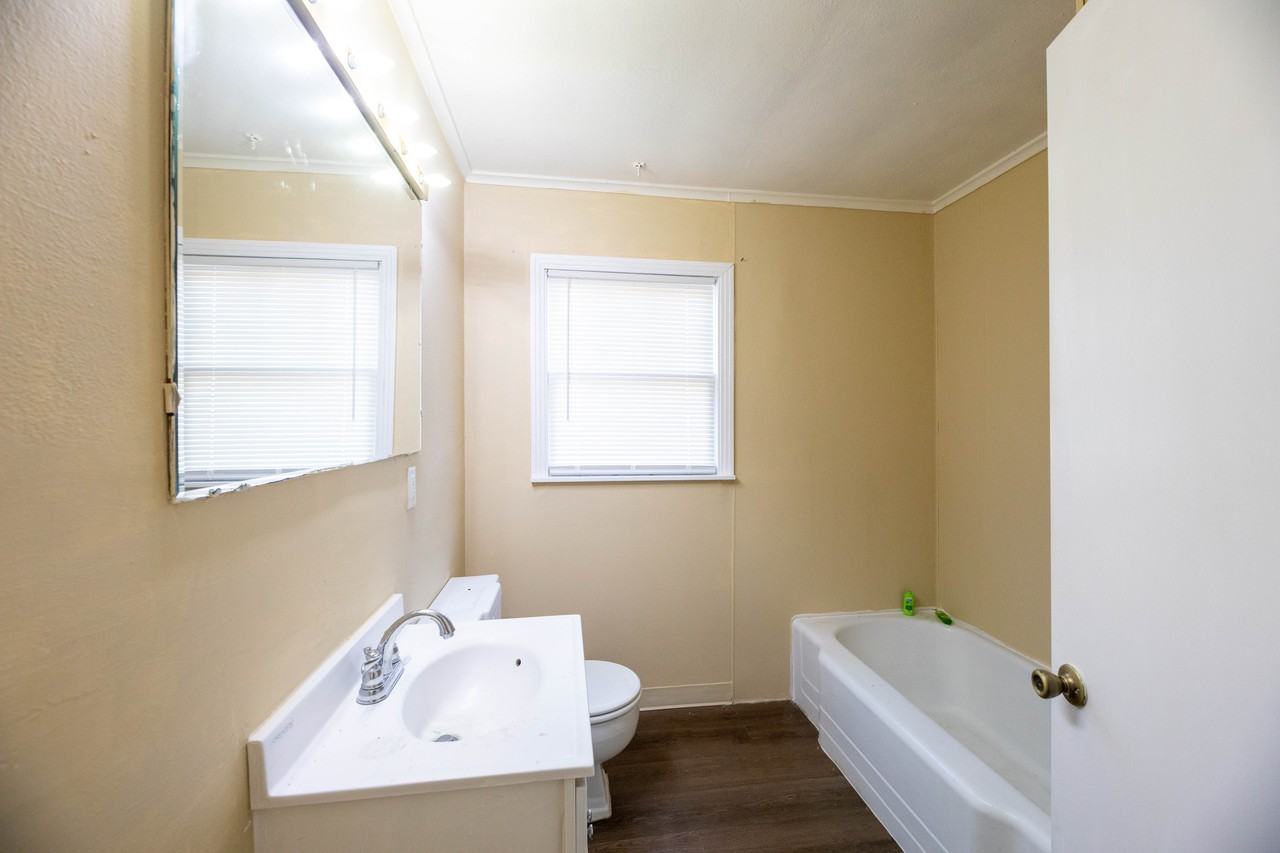 1813 Rose St - Photo 5 of 8