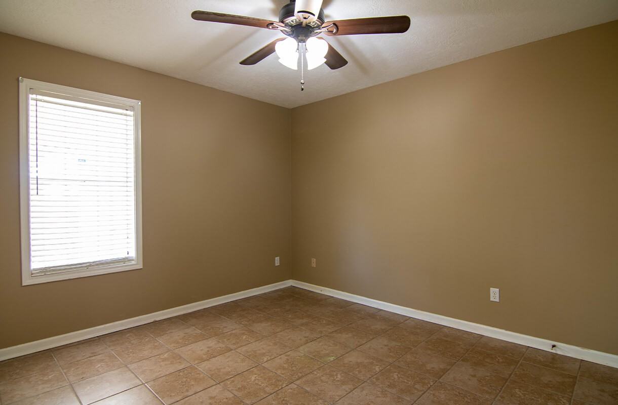 1755 S Tallowood Dr - Photo 6 of 9