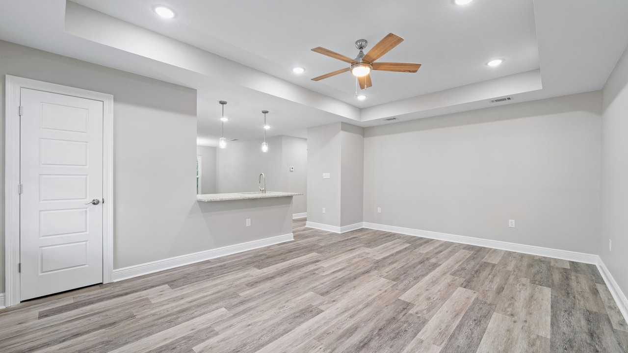6 Bellamy Ln - Photo 5 of 20