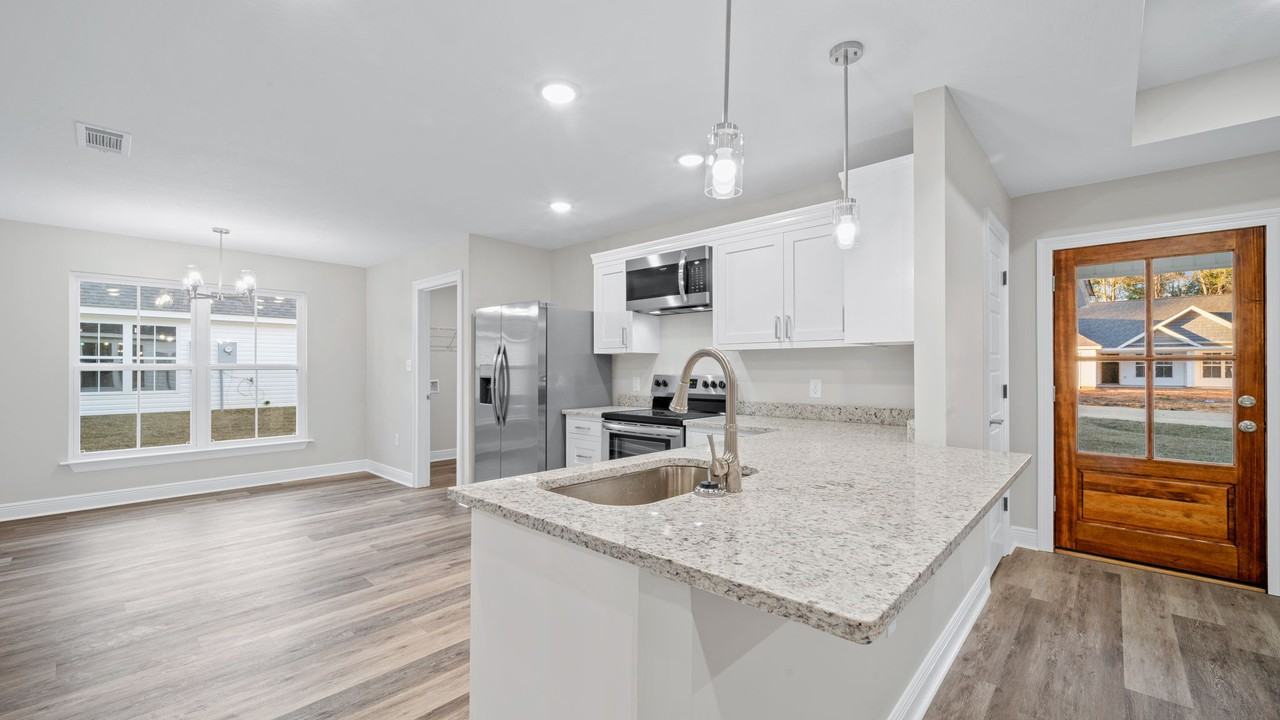 8 Bellamy Ln - Photo 6 of 21