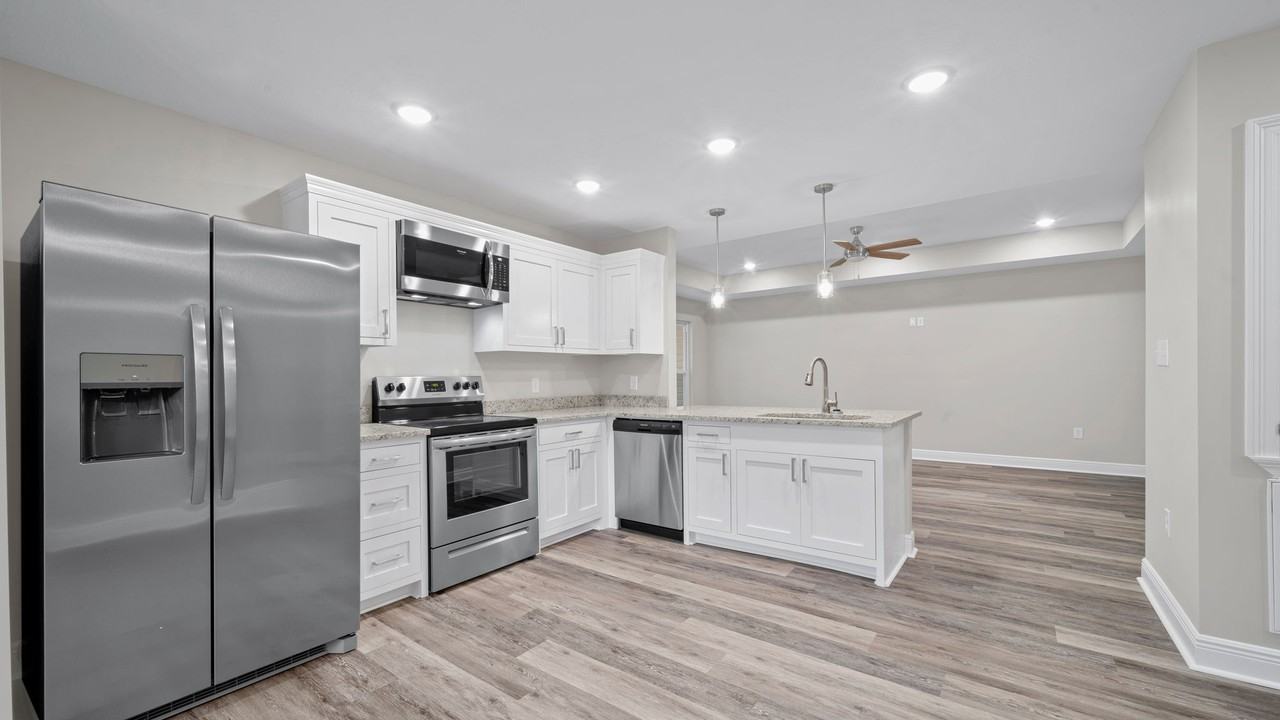 8 Bellamy Ln - Photo 7 of 21