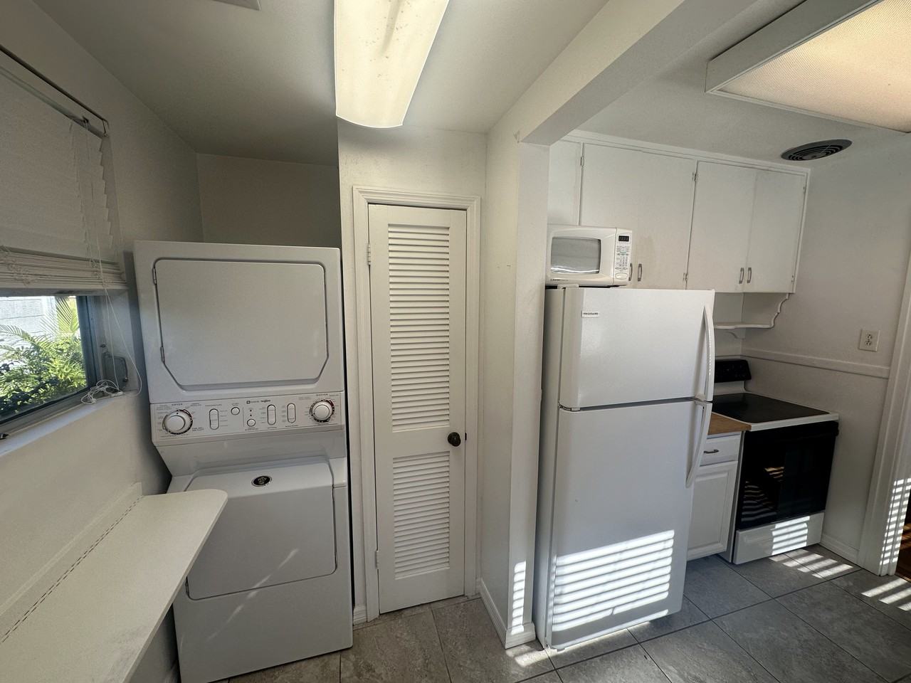 120 28th Avenue North - Photo 6 of 14