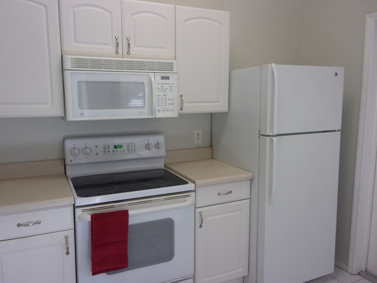 3291 Hibiscus Dr - Photo 2 of 36