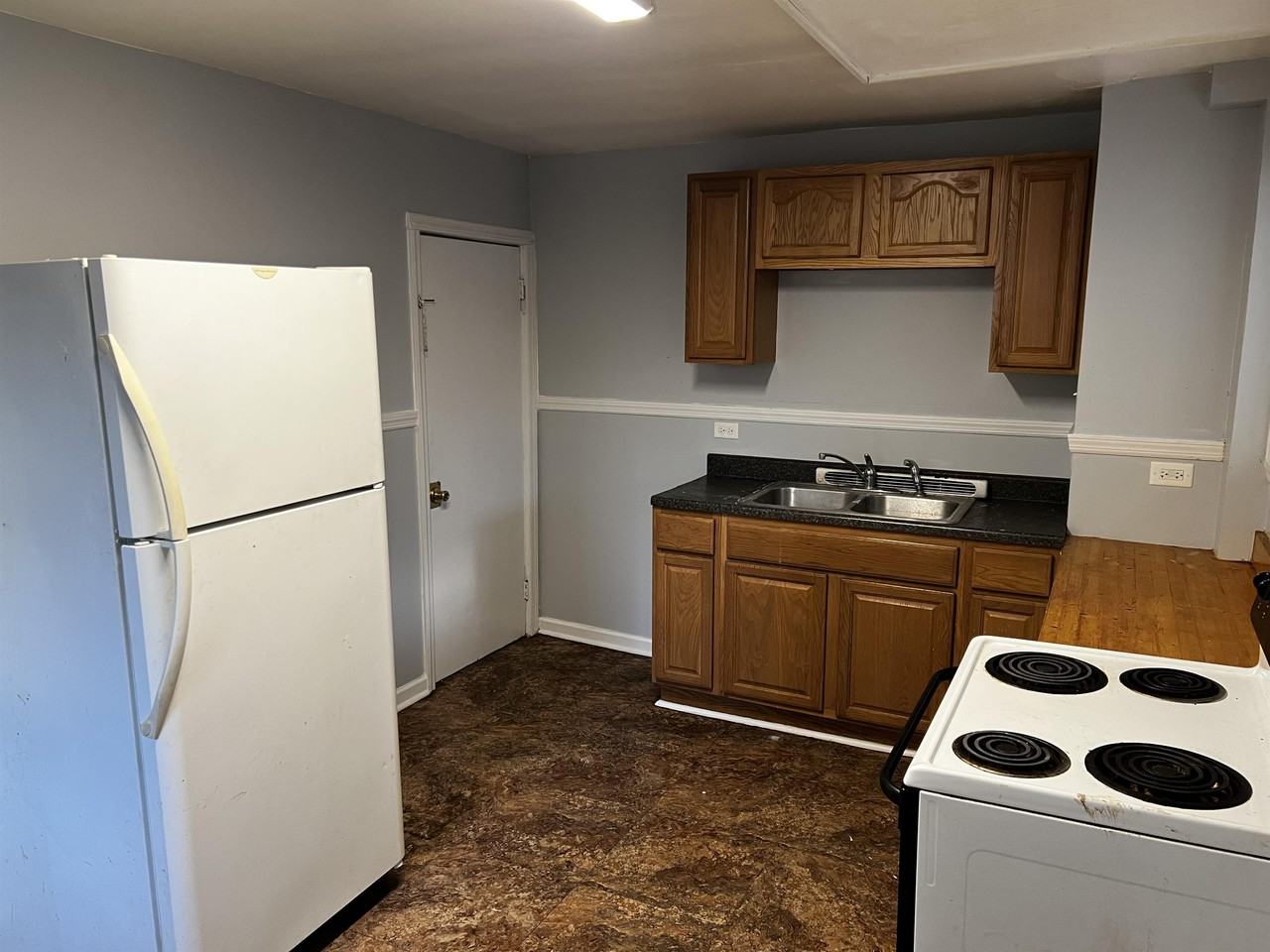 620 Virginia Ave #620 - Photo 6 of 11