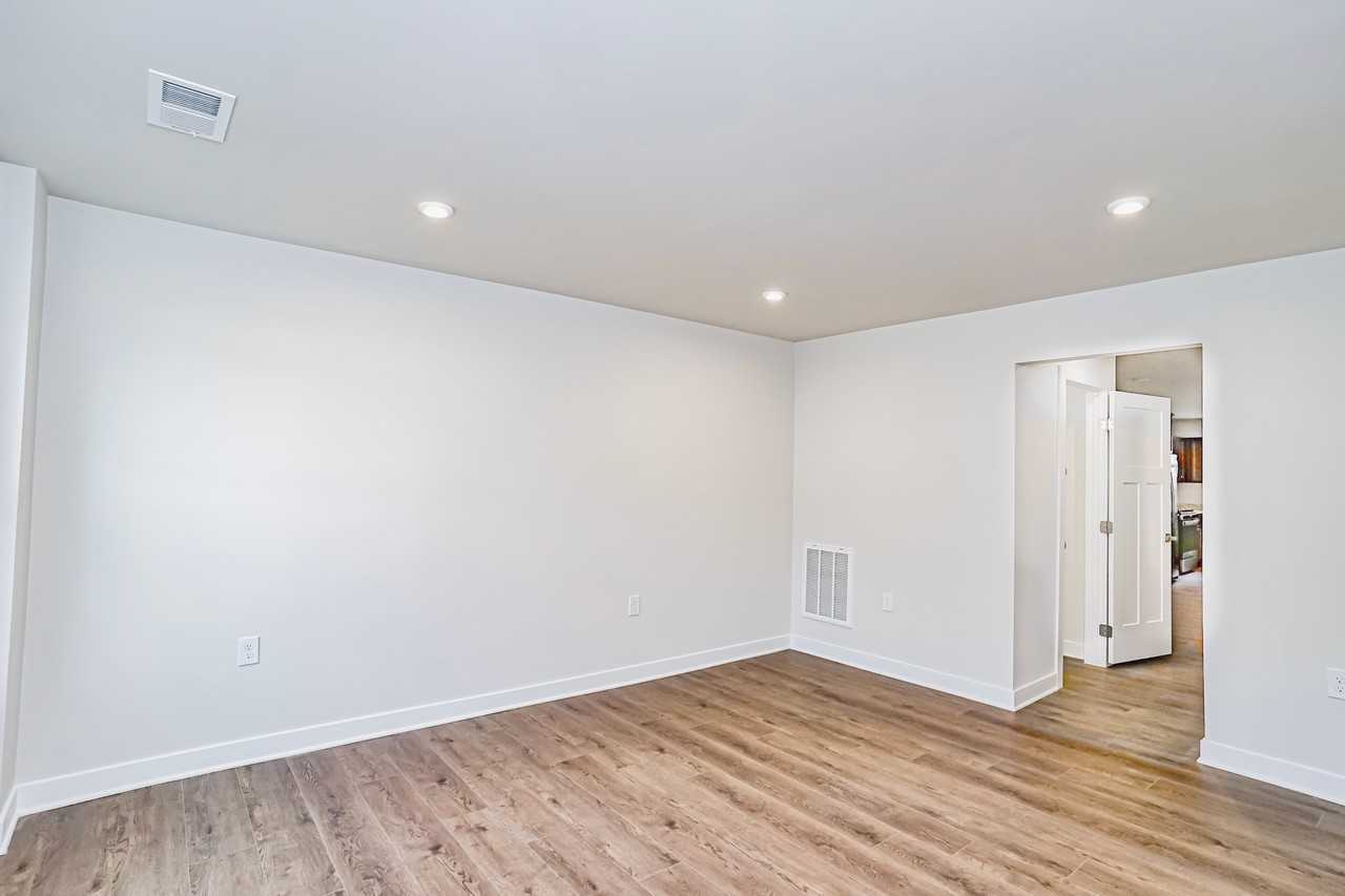 513 Roan Creek Trl #1 - Photo 4 of 14