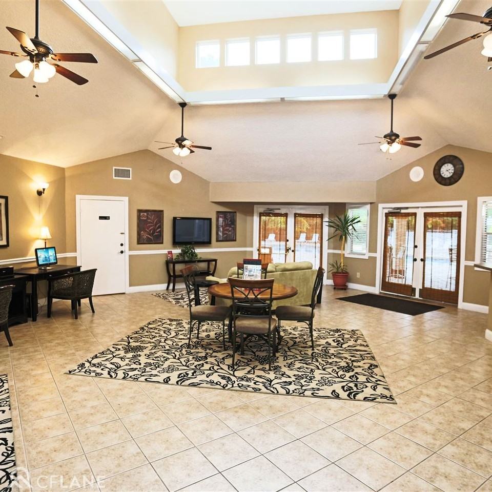 Spring Valley Club Apartments - Photo 3 of 9