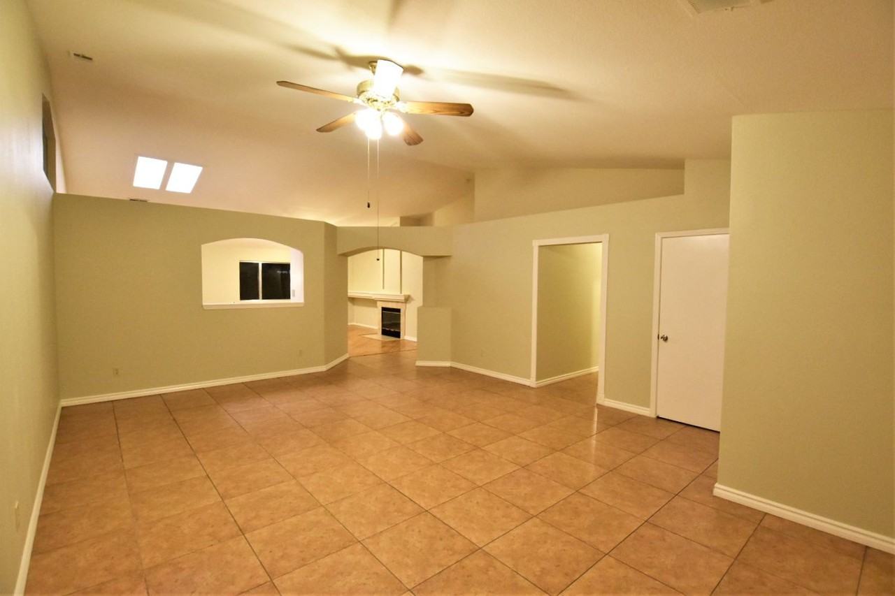 2644 Togninali Ln - Photo 3 of 18