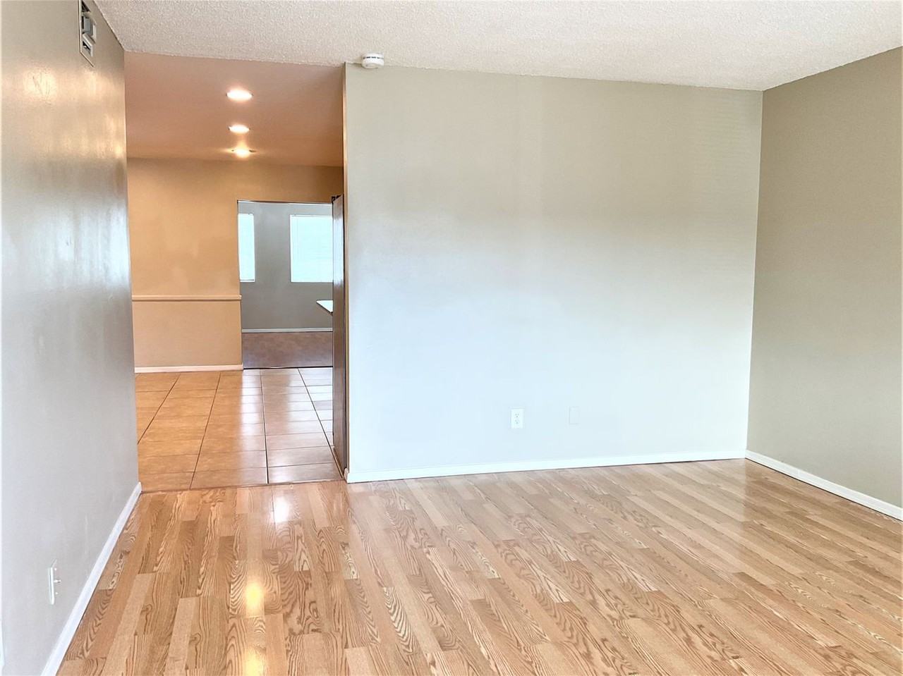 3946 W El Camino Dr - Photo 3 of 18