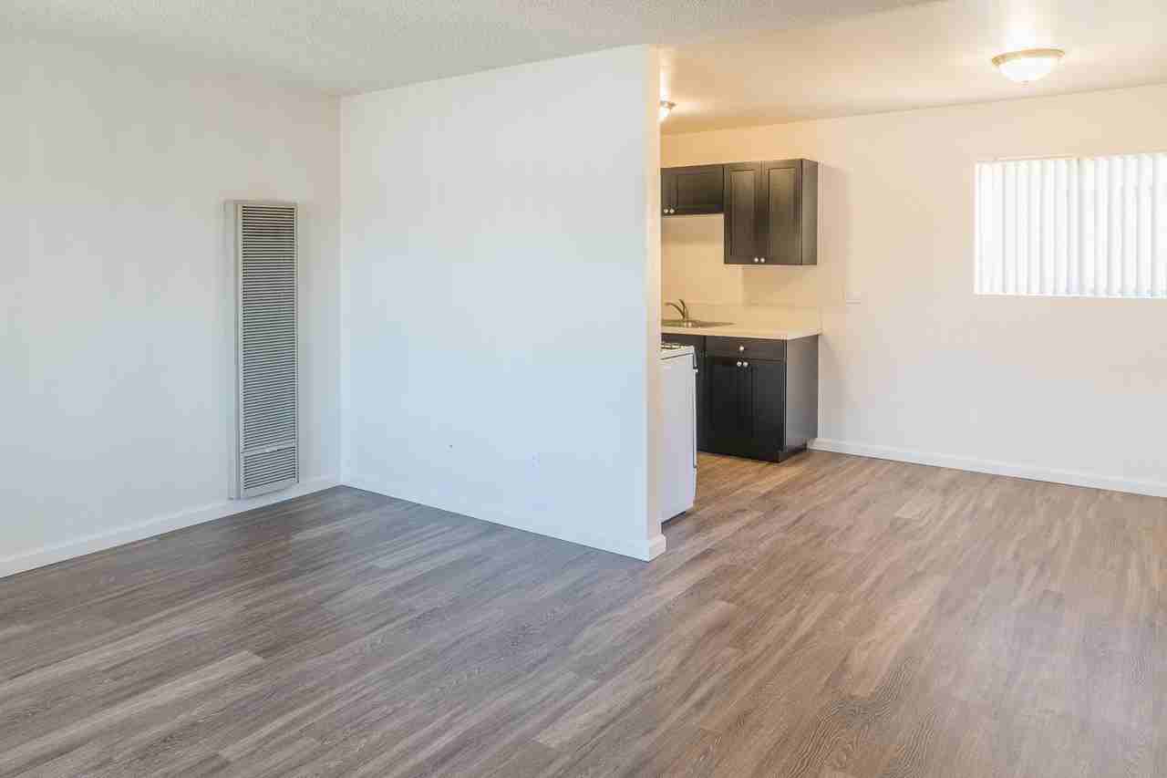 The Pines Apartments - Photo 2 of 10