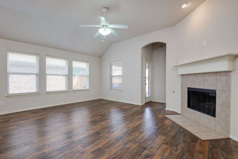 2849 Evening Mist Dr - Photo 3 of 13