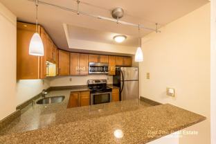 345 Franklin St #303 - Photo 1 of 1