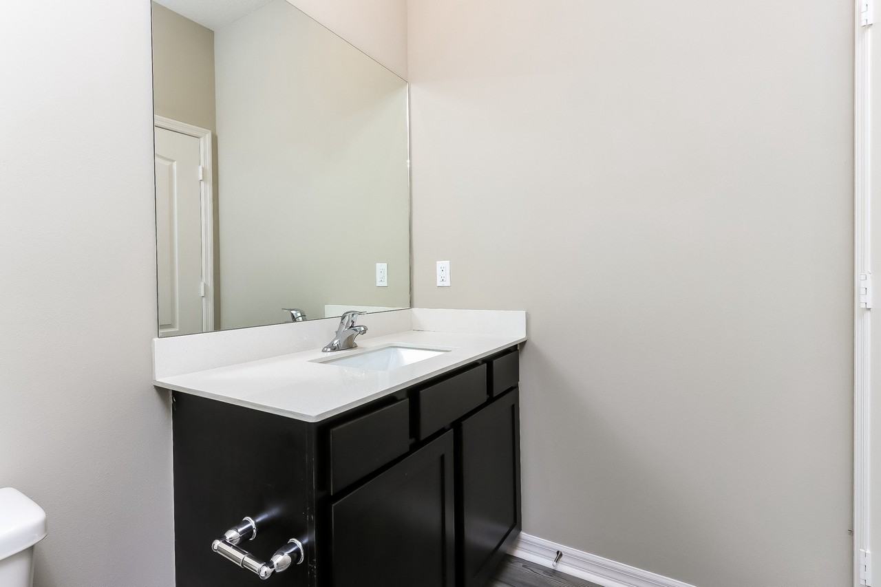 1710 Celebration Dr - Photo 2 of 12