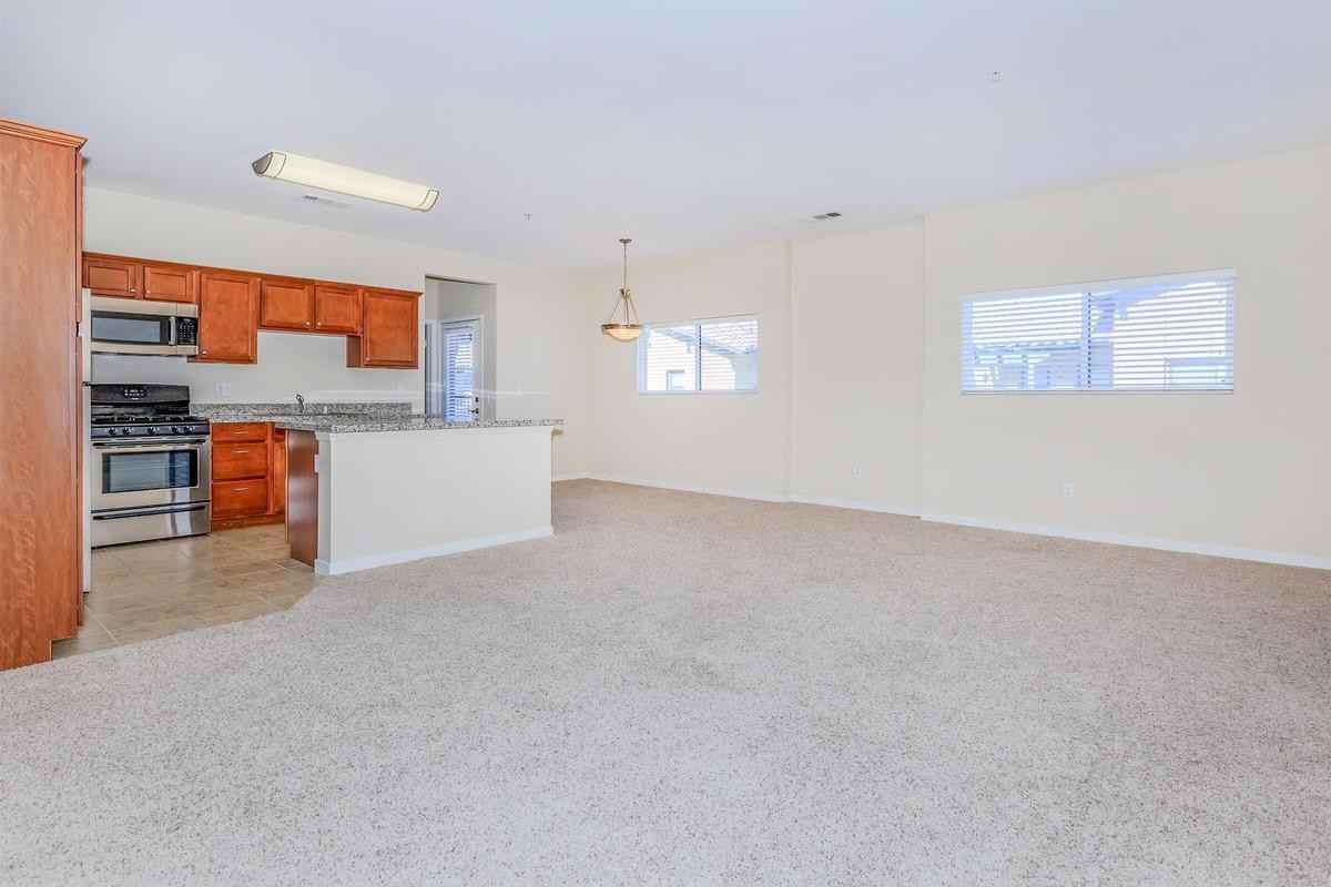 37600 College Drive - Photo 2 of 50