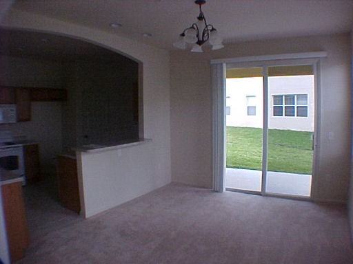 2916 Grafton Dr - Photo 3 of 12