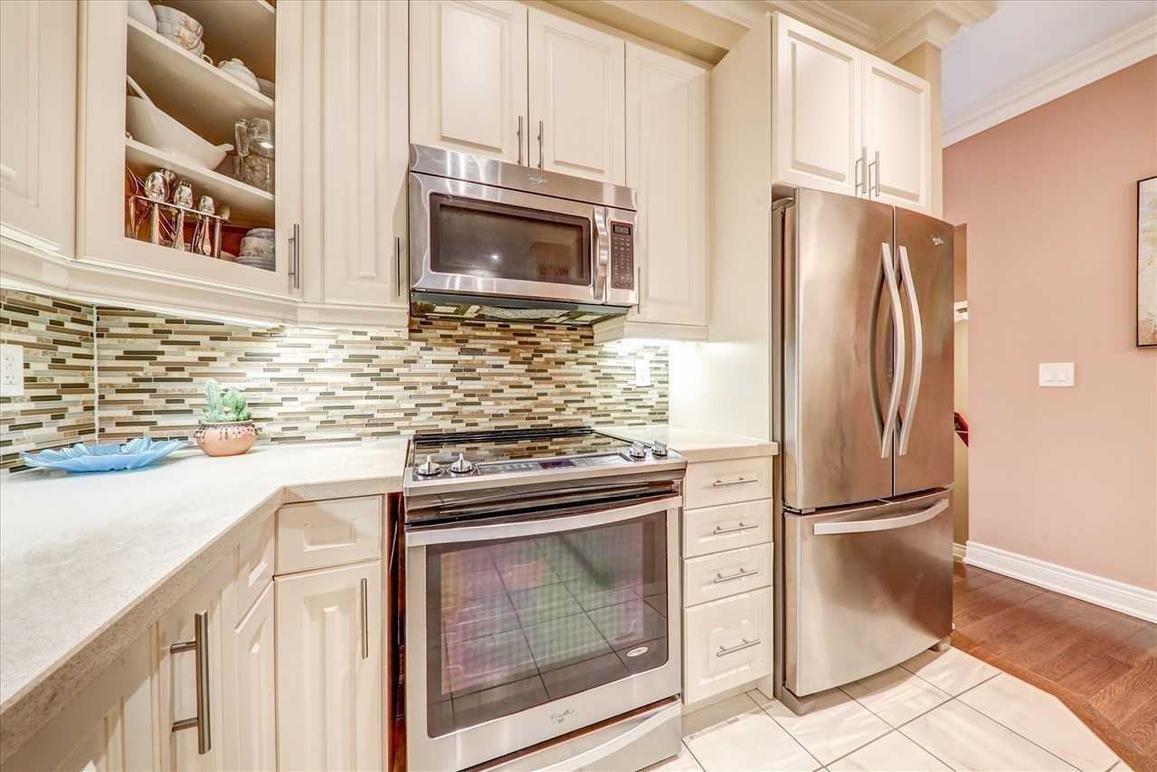 6 Telstar Way - Photo 2 of 10