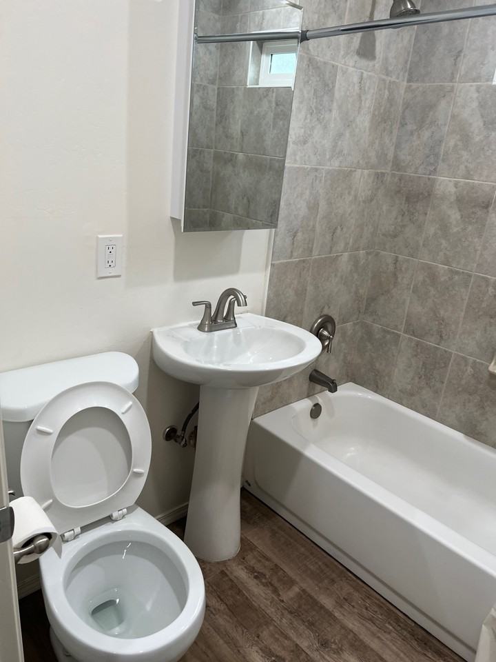 2207 River Boulevard #C - Photo 7 of 18