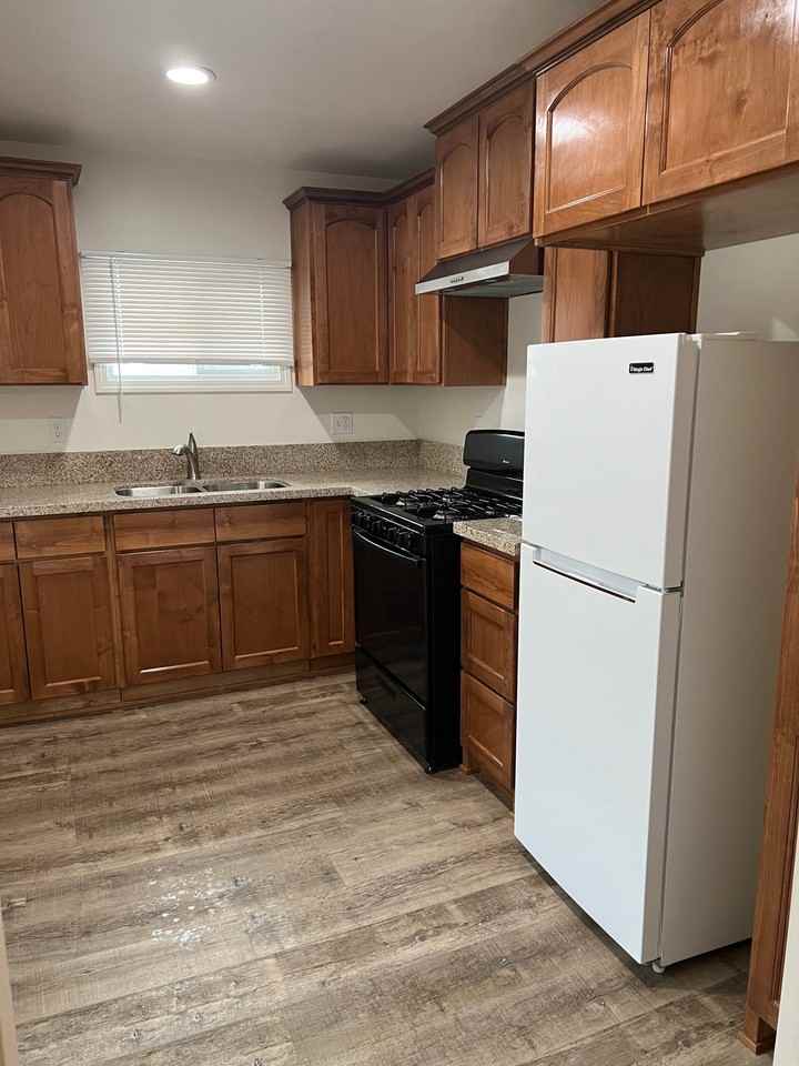 2207 River Blvd #D - Photo 5 of 18