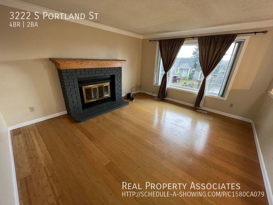 3222 S Portland St - Photo 2 of 11