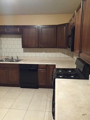 1692 Laurelwood Dr SW - Photo 2 of 10