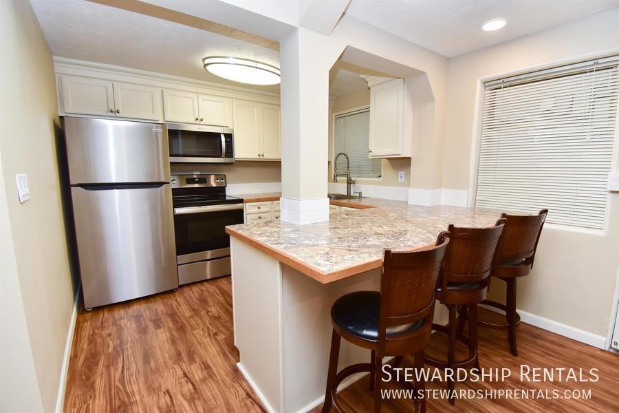 942 E 18th Ave #14 - Photo 7 of 21