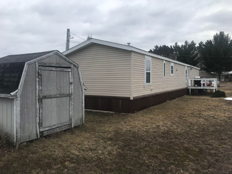 321 Pine St - Photo 3 of 17