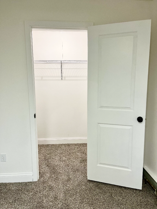 1465 Townsend Ave #8 - Photo 6 of 10