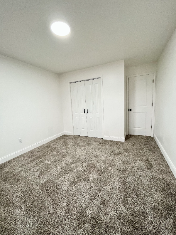 1465 Townsend Ave #8 - Photo 7 of 10