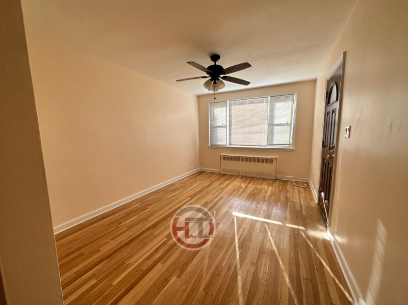 3206 Middletown Rd #2ndFL - Photo 2 of 12