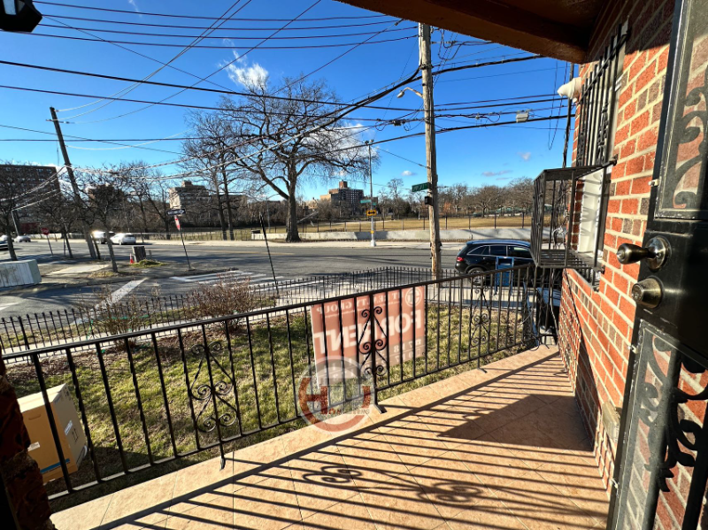 3206 Middletown Rd #2ndFL - Photo 3 of 12