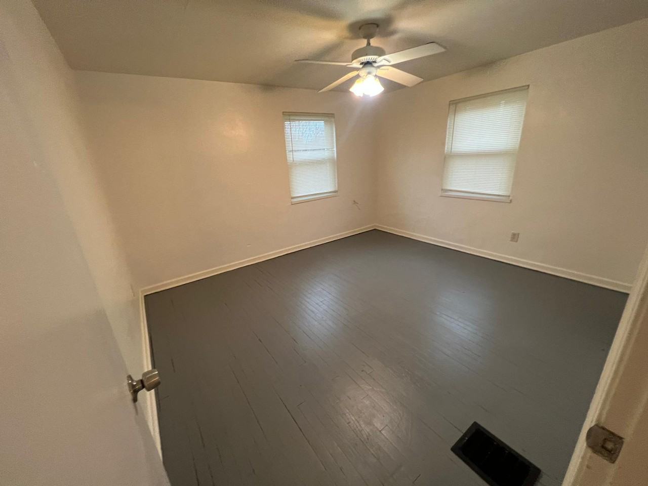 246 Basswood Ave #4 - Photo 6 of 7