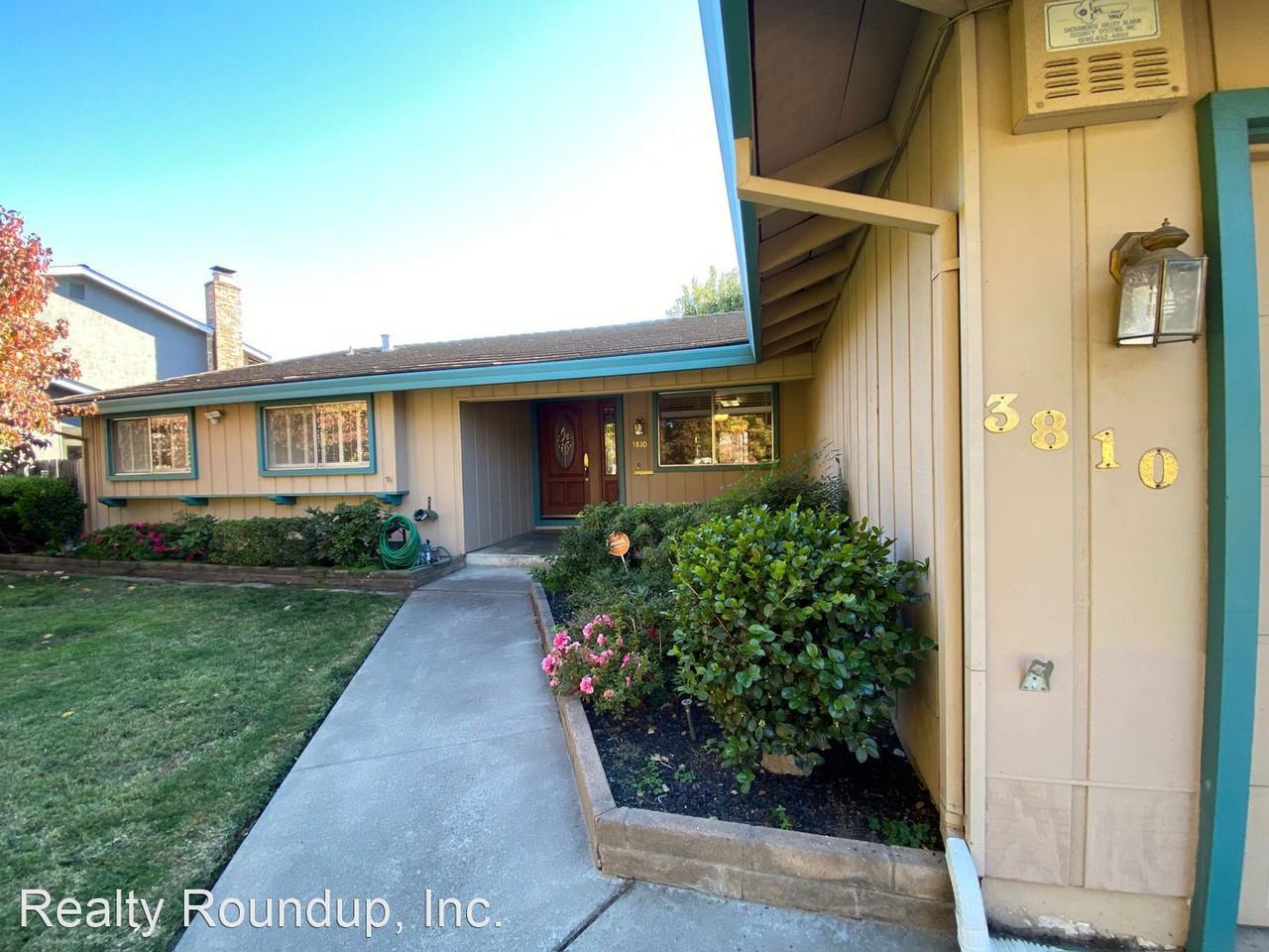 3810 Moddison Ave - Photo 2 of 34