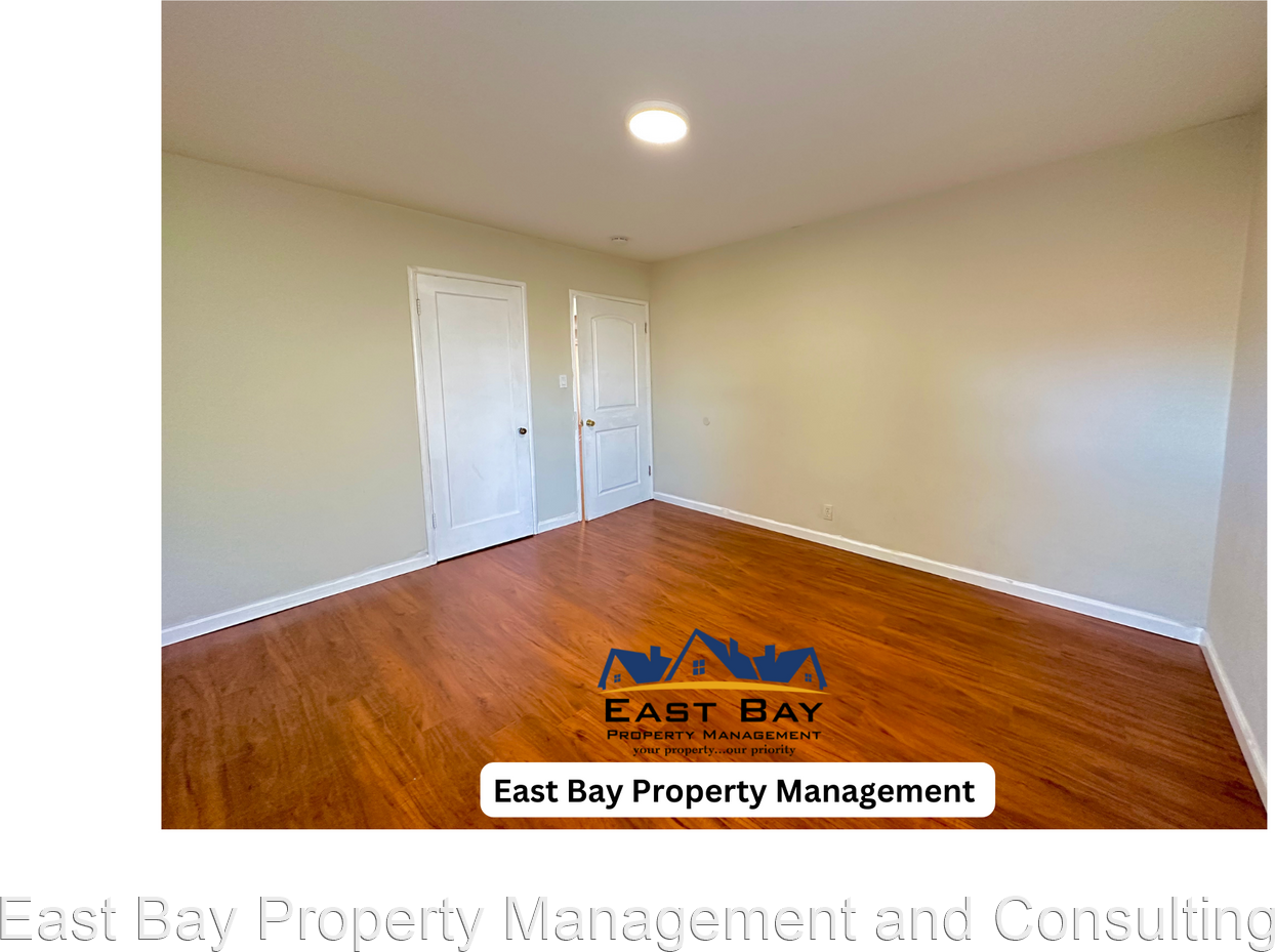 1311 Hubbard Ave - Photo 2 of 7