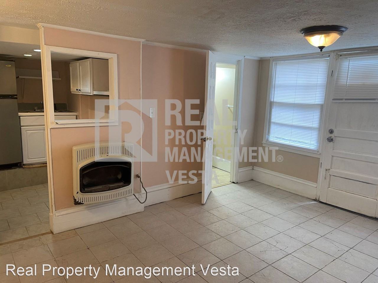 2713 Vineville Ave. - Photo 3 of 7