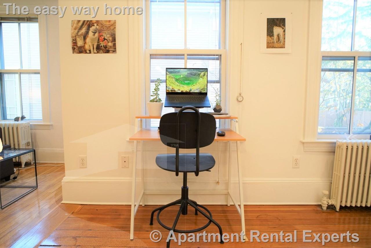 28 Healey St - Photo 7 of 20