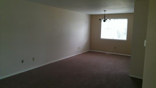 15602 NE Noble St - Photo 3 of 12