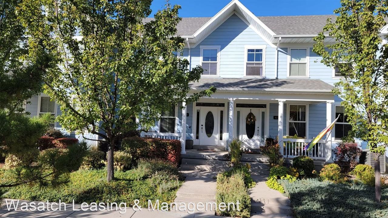 4274 W Lake Bridge Dr