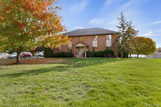 27310 Sandy Hill Ct - Photo 2 of 32