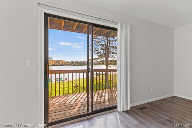 27310 Sandy Hill Ct - Photo 3 of 32