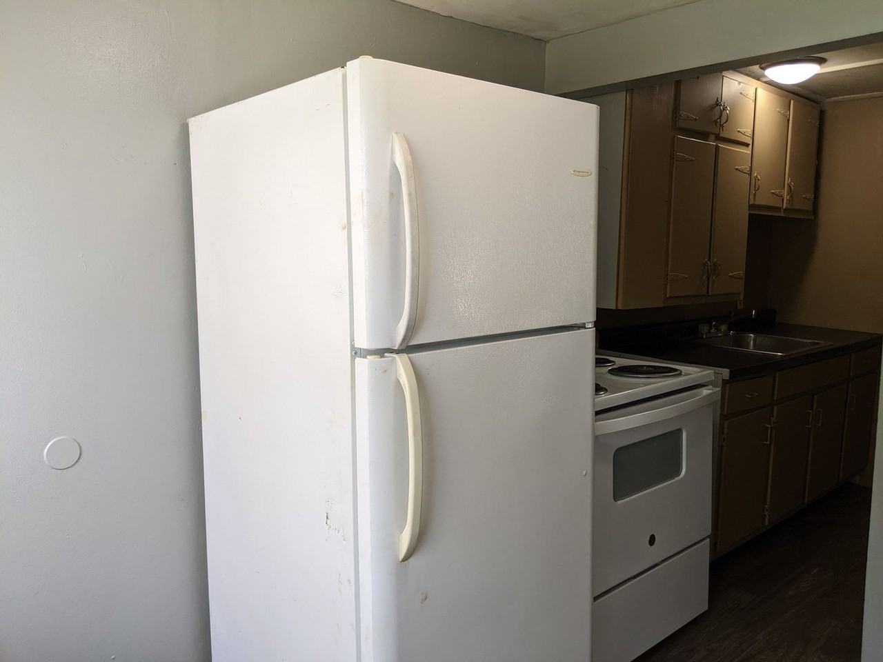 2117 Cleveland Ave - Photo 3 of 4