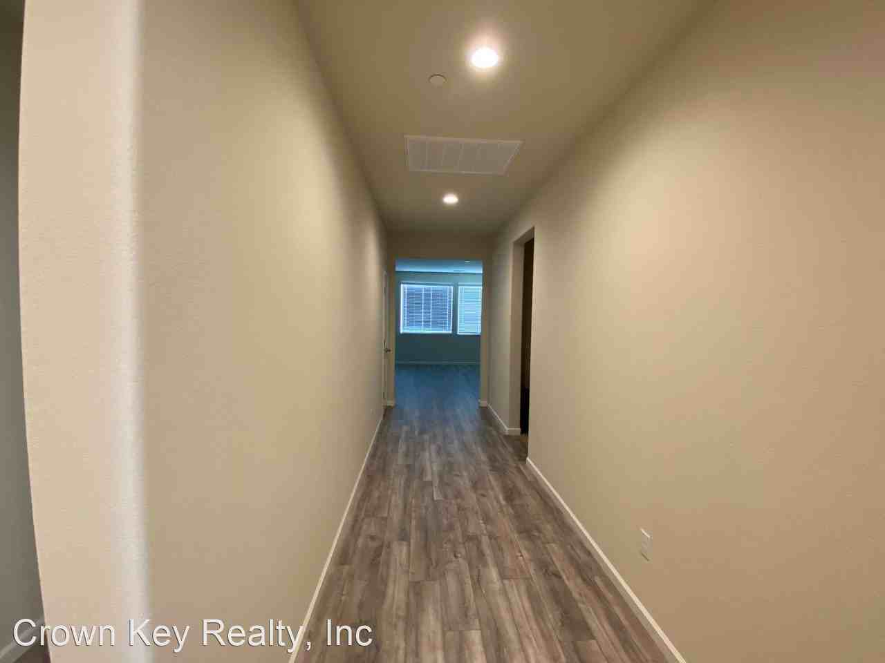 3620 Historic Ct - Photo 2 of 31